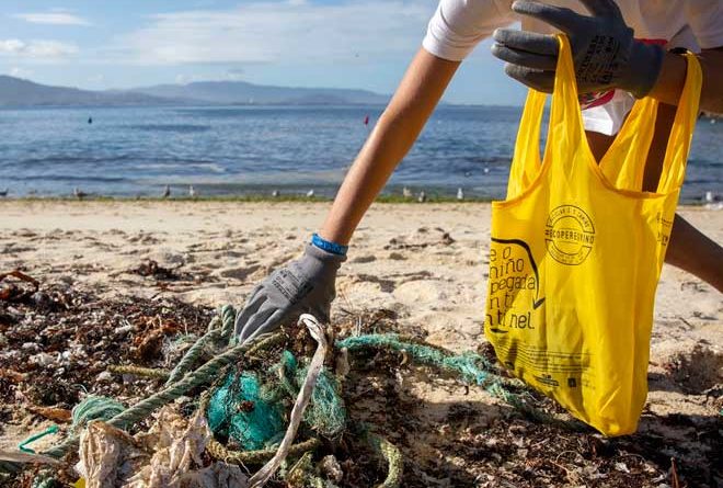 RECOGIDA DE PLASTICOS